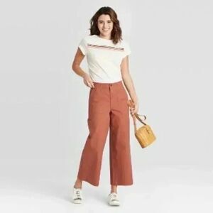 Universal Thread Short Sleeve T-Shirt